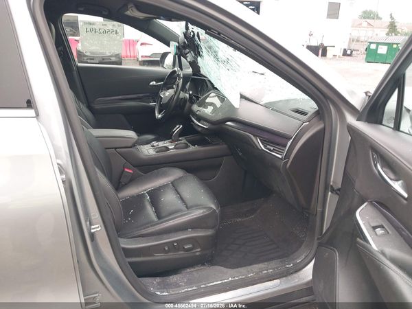 2023 CADILLAC XT4 LUXURY