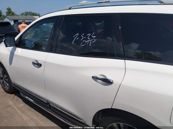 2019 NISSAN PATHFINDER PLATINUM