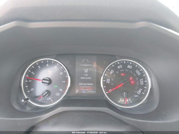 2022 TOYOTA RAV4 XLE