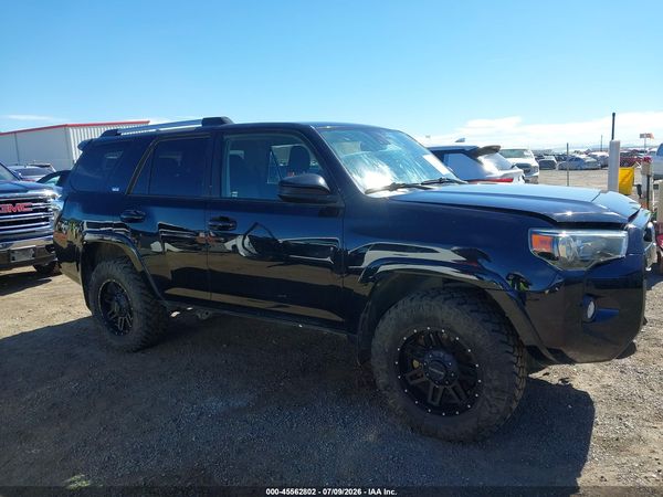 2020 TOYOTA 4RUNNER SR5