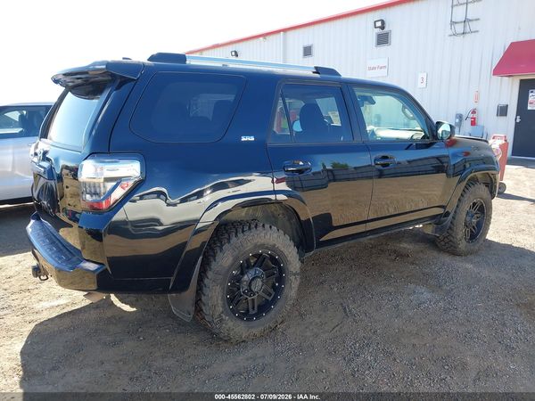 2020 TOYOTA 4RUNNER SR5