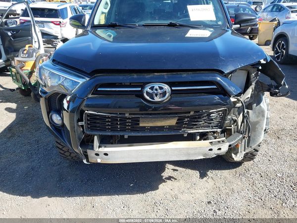 2020 TOYOTA 4RUNNER SR5