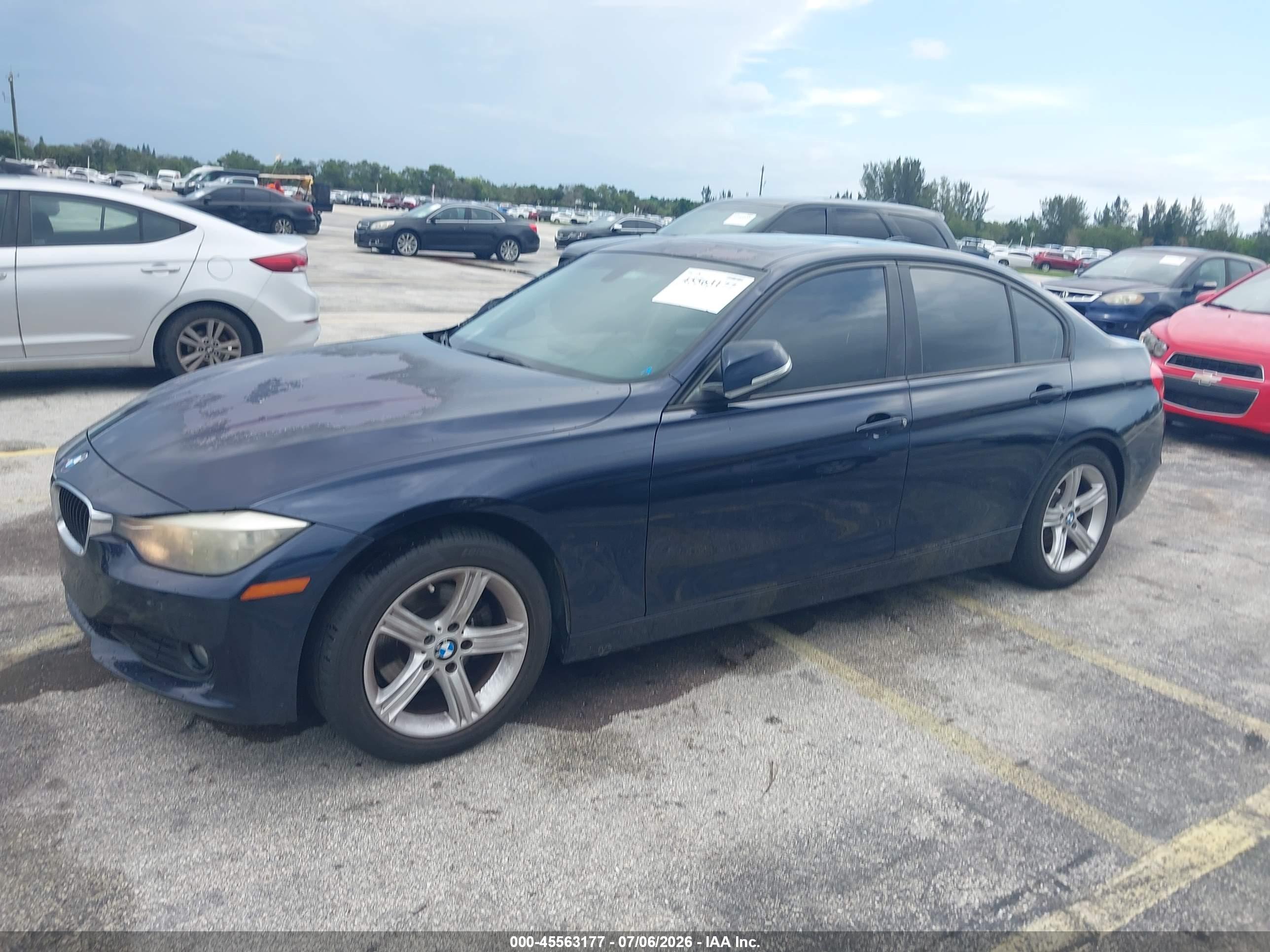 2013 BMW 320I SA