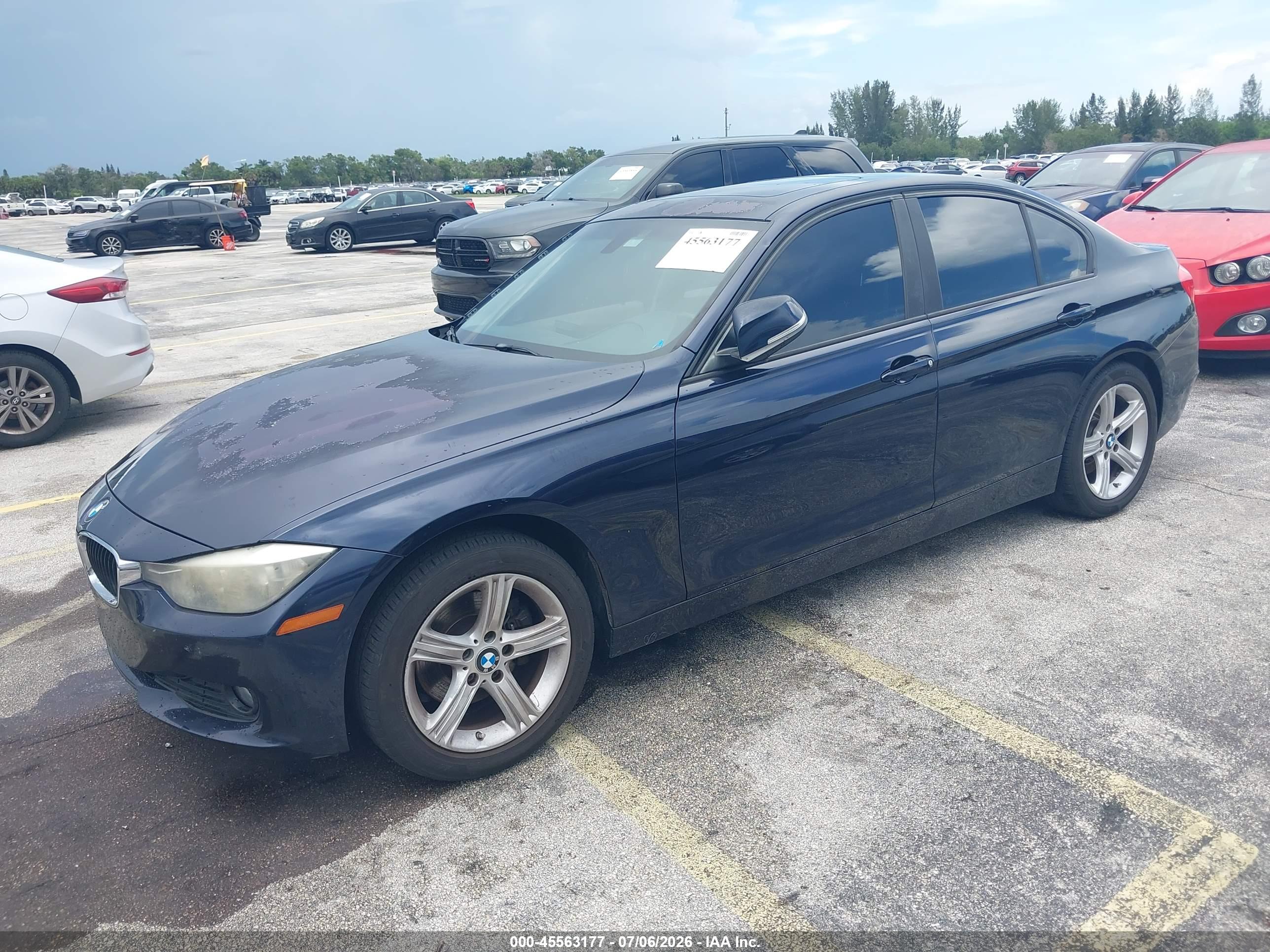 2013 BMW 320I SA