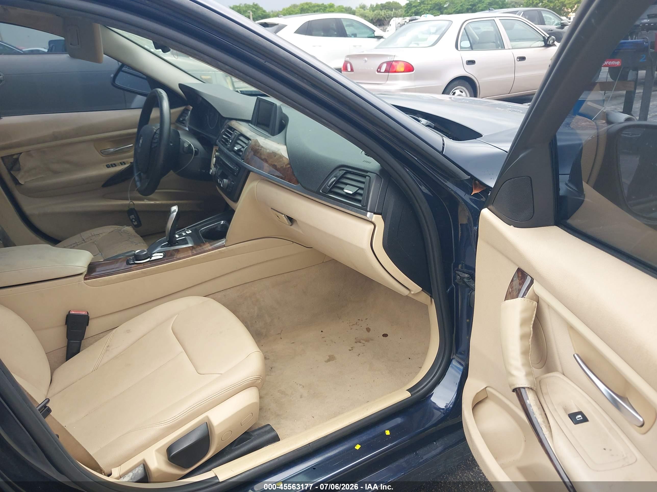 2013 BMW 320I SA