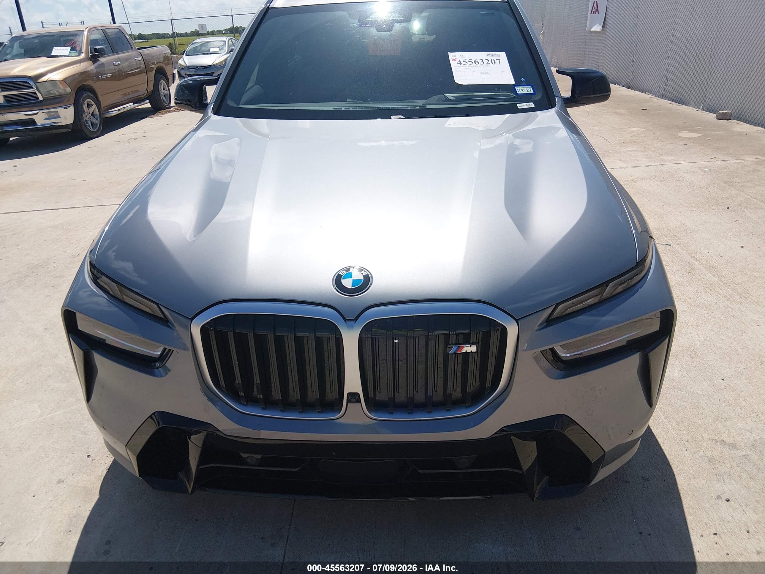 2025 BMW X7 M60I