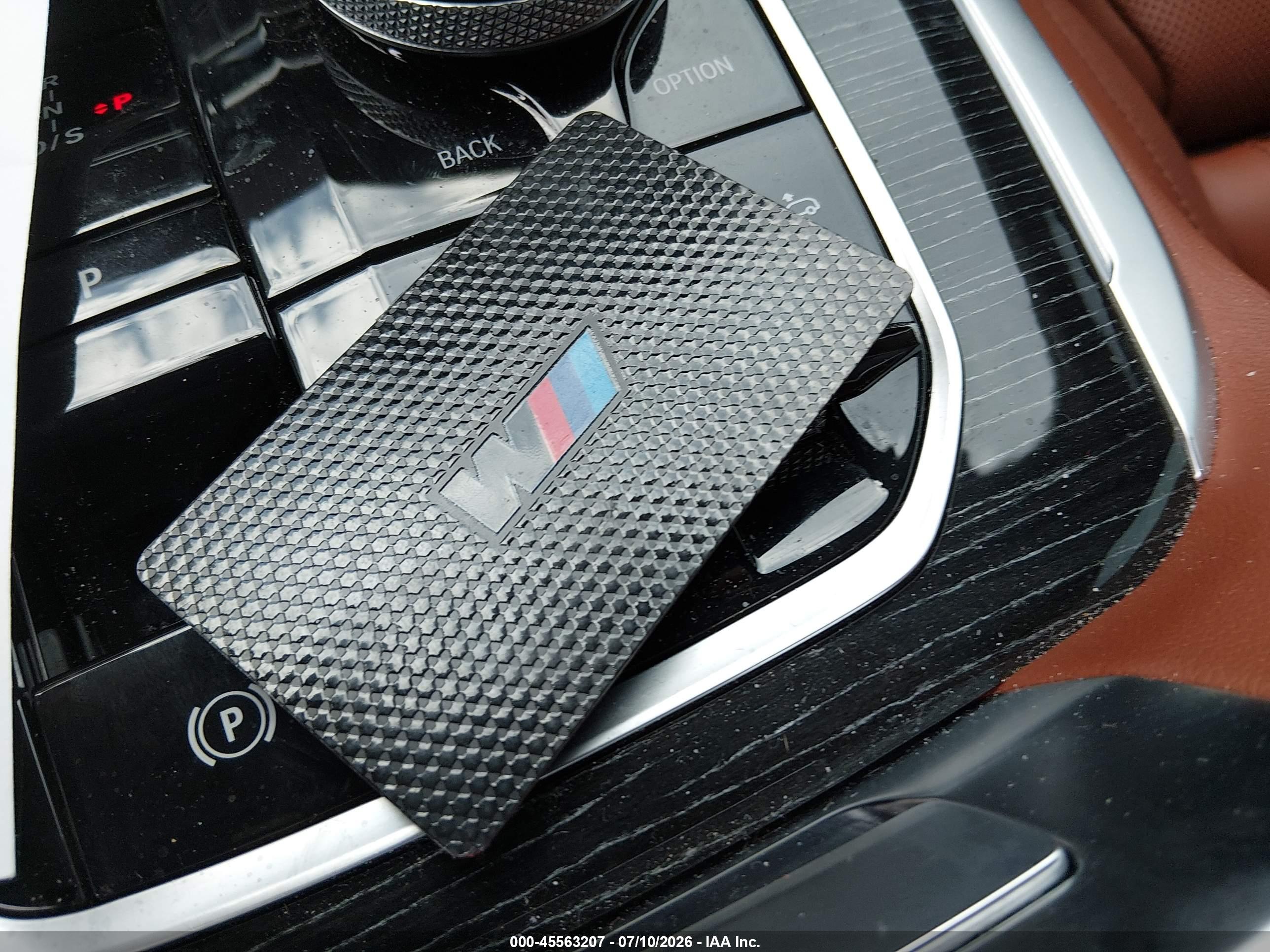 2025 BMW X7 M60I