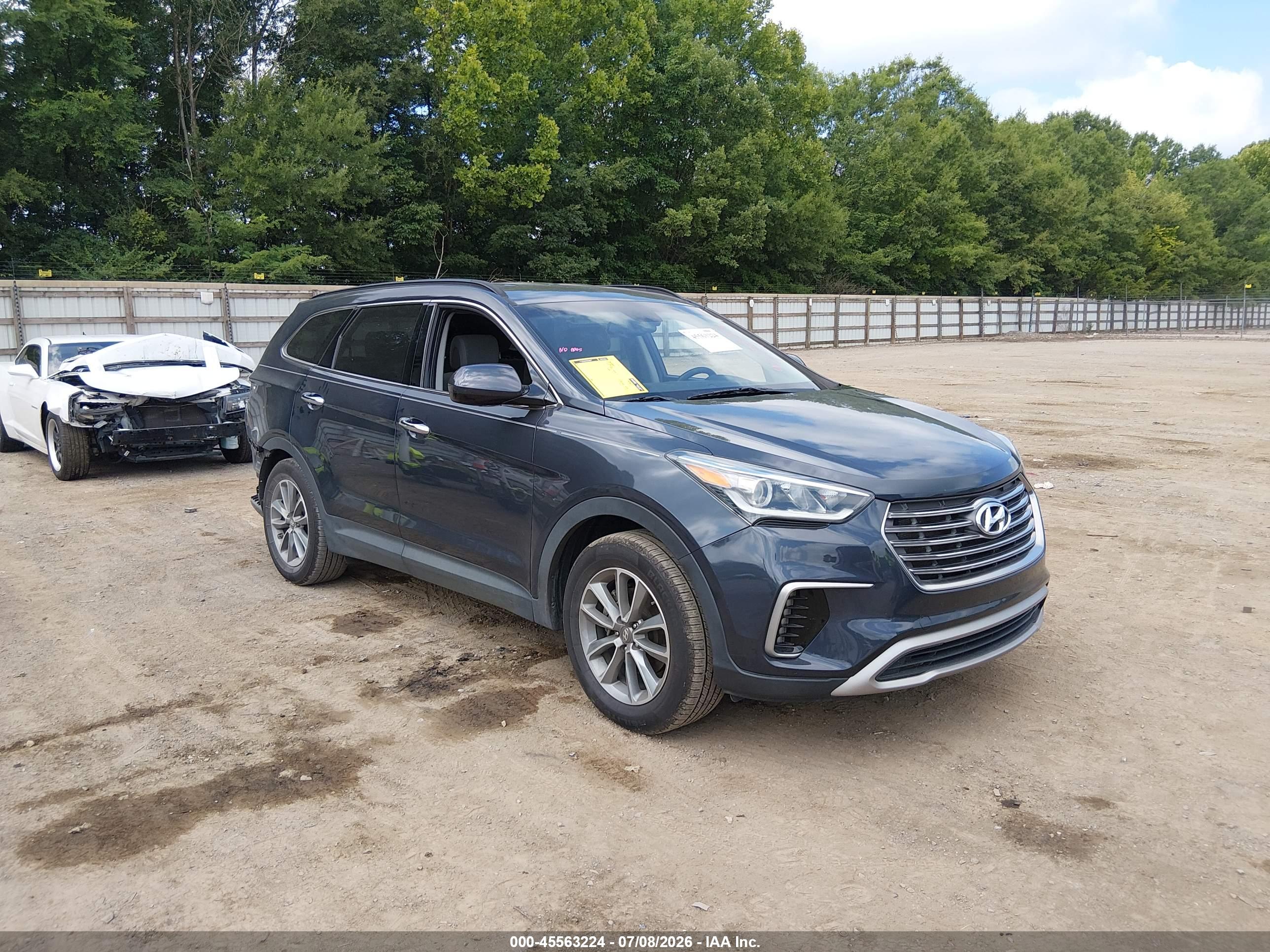 2018 HYUNDAI SANTA FE SE Base