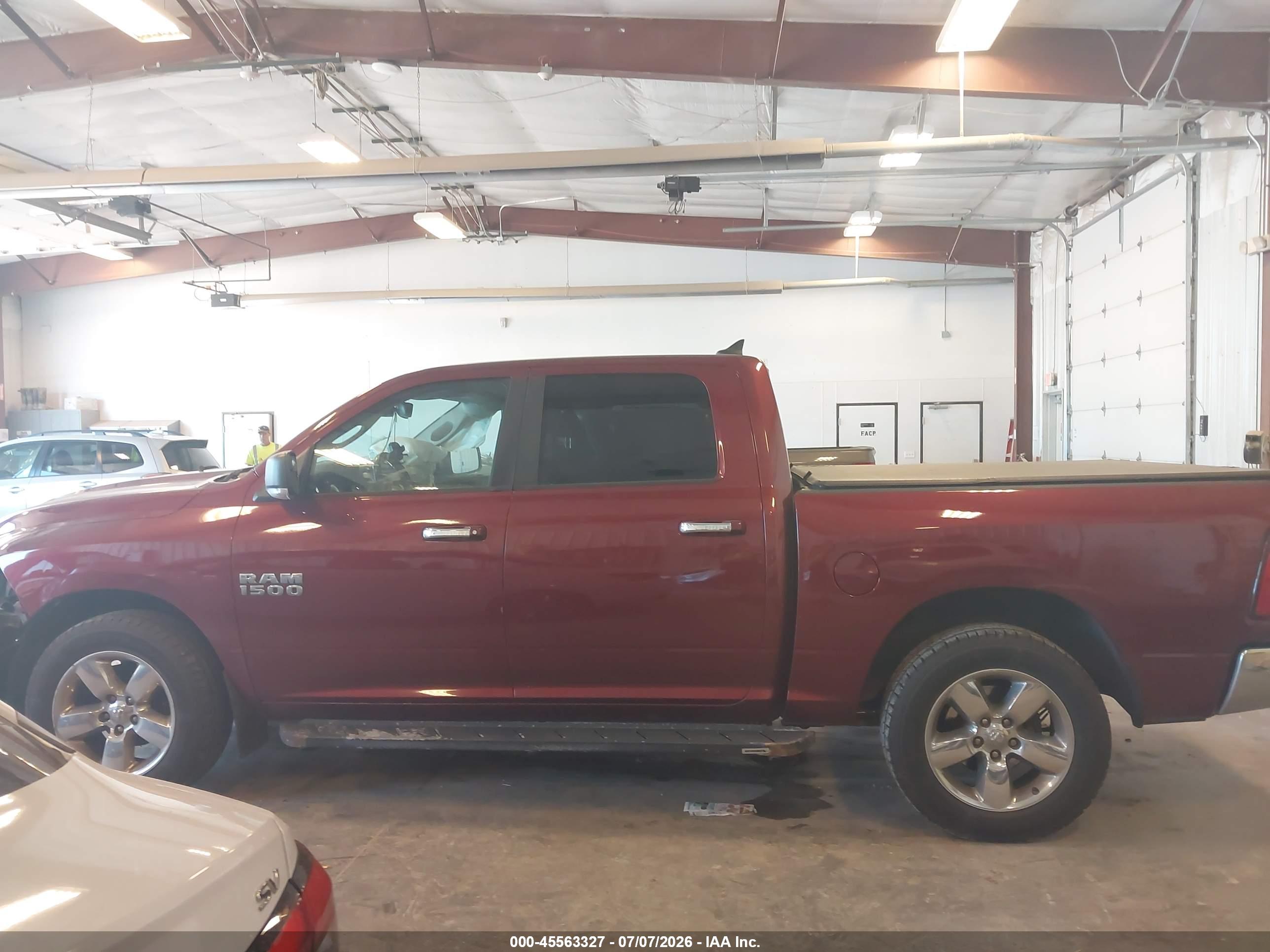 2017 RAM 1500 BIG HORN  4X4 5'7 BOX