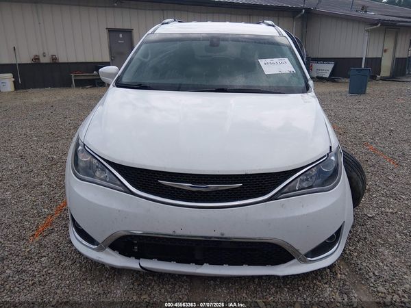 2017 CHRYSLER PACIFICA TOURING-L — I115