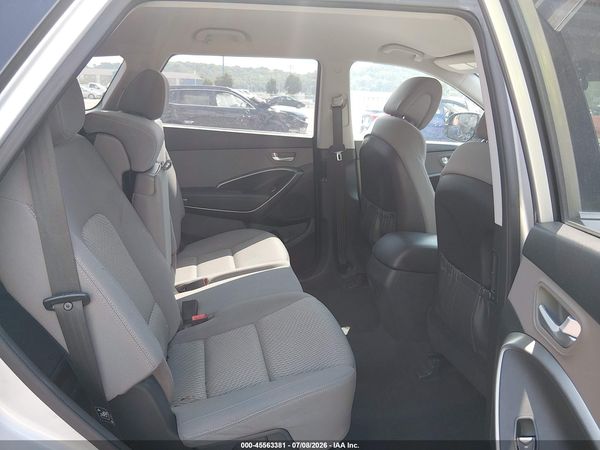 2017 HYUNDAI SANTA FE SE