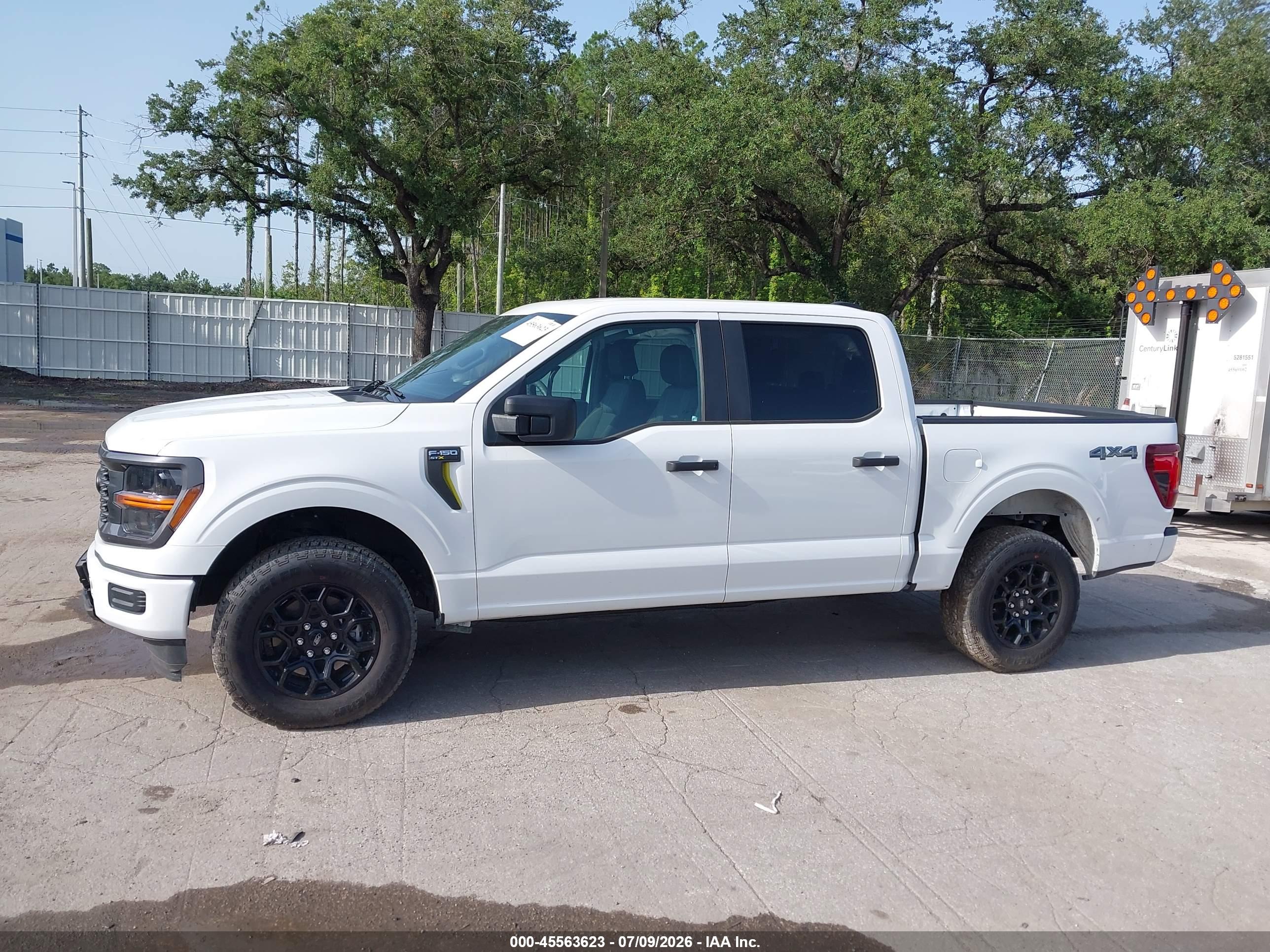 2025 FORD F-150 STX