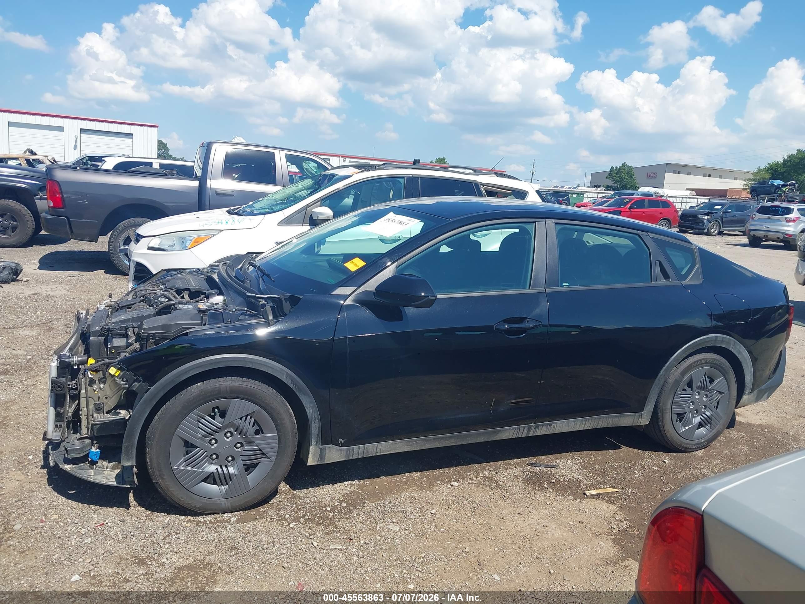 2025 KIA K4 LX