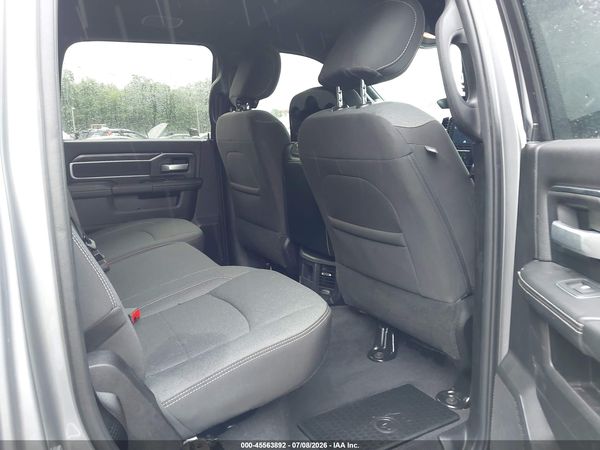 2024 RAM 2500 BIG HORN  4X4 6'4 BOX