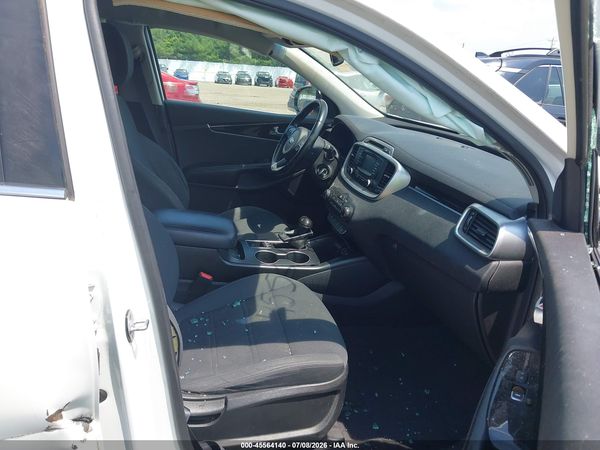 2016 KIA SORENTO 2.4L LX