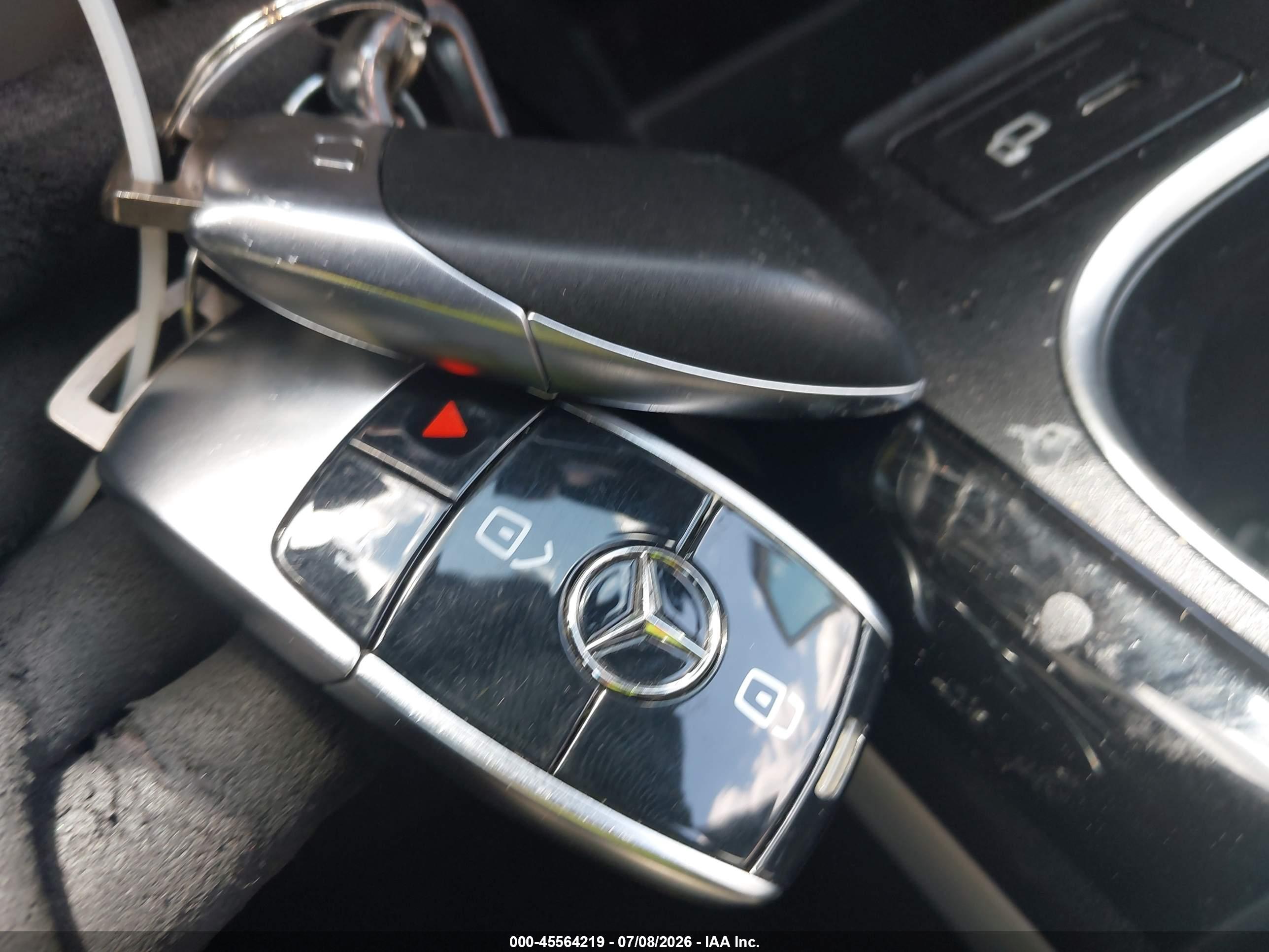 2021 MERCEDES-BENZ A 220 4MATIC