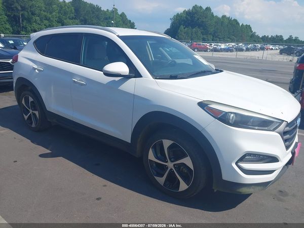 2016 HYUNDAI TUCSON SPORT