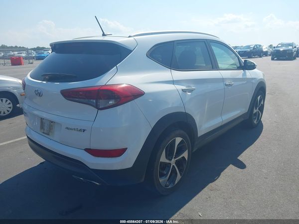 2016 HYUNDAI TUCSON SPORT