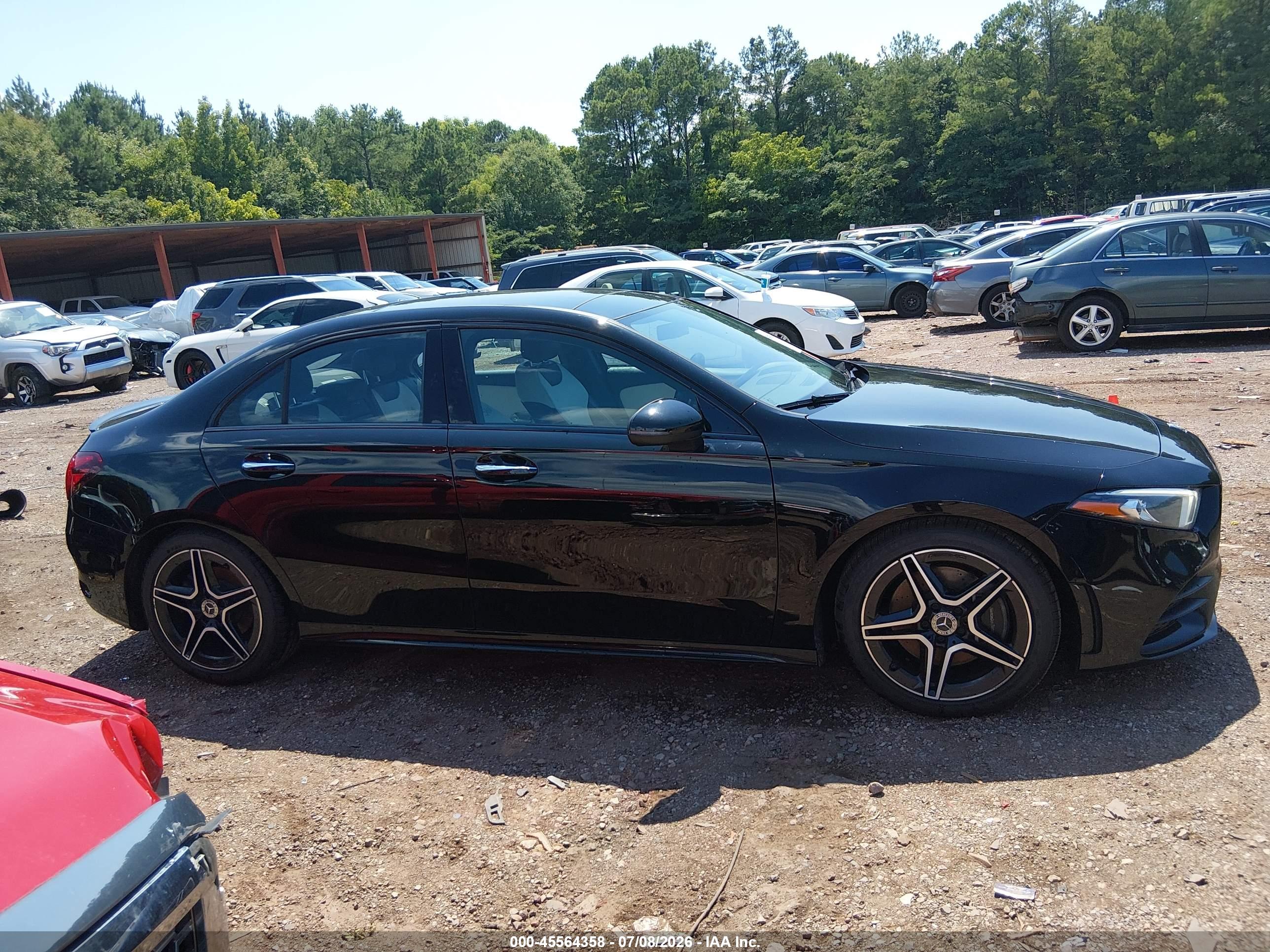 2019 MERCEDES-BENZ A 220 4MATIC