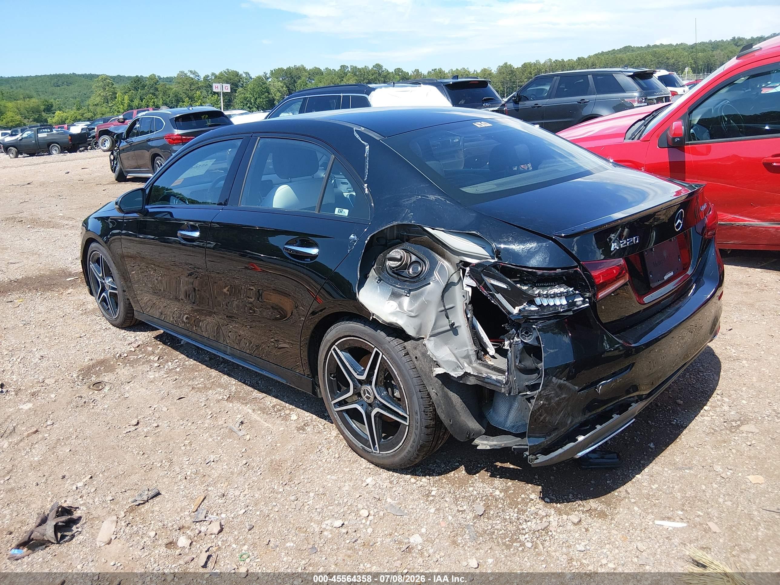 2019 MERCEDES-BENZ A 220 4MATIC