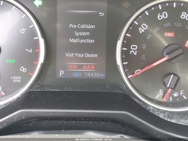 2020 TOYOTA RAV4 XLE