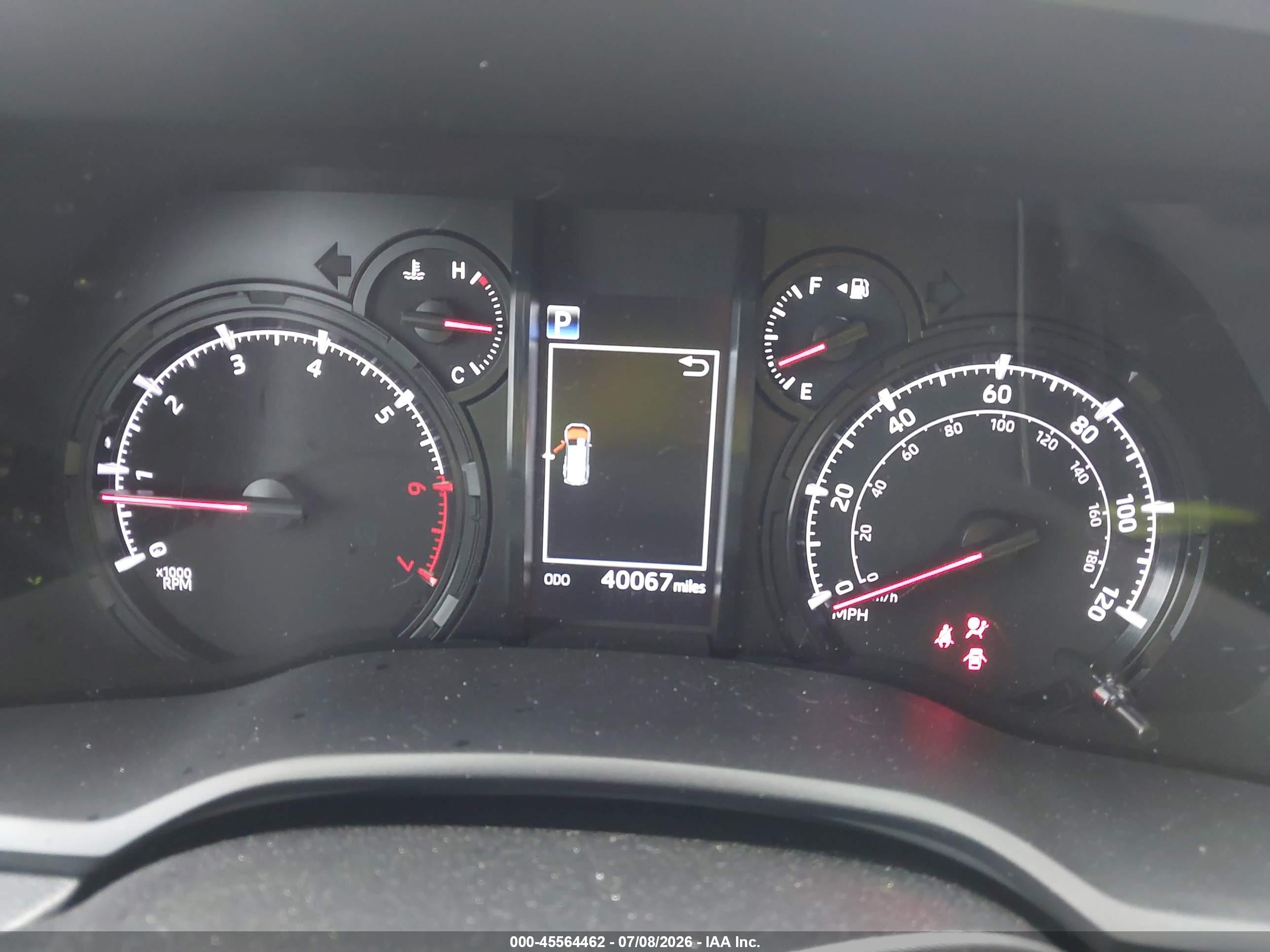 2024 TOYOTA 4RUNNER SR5