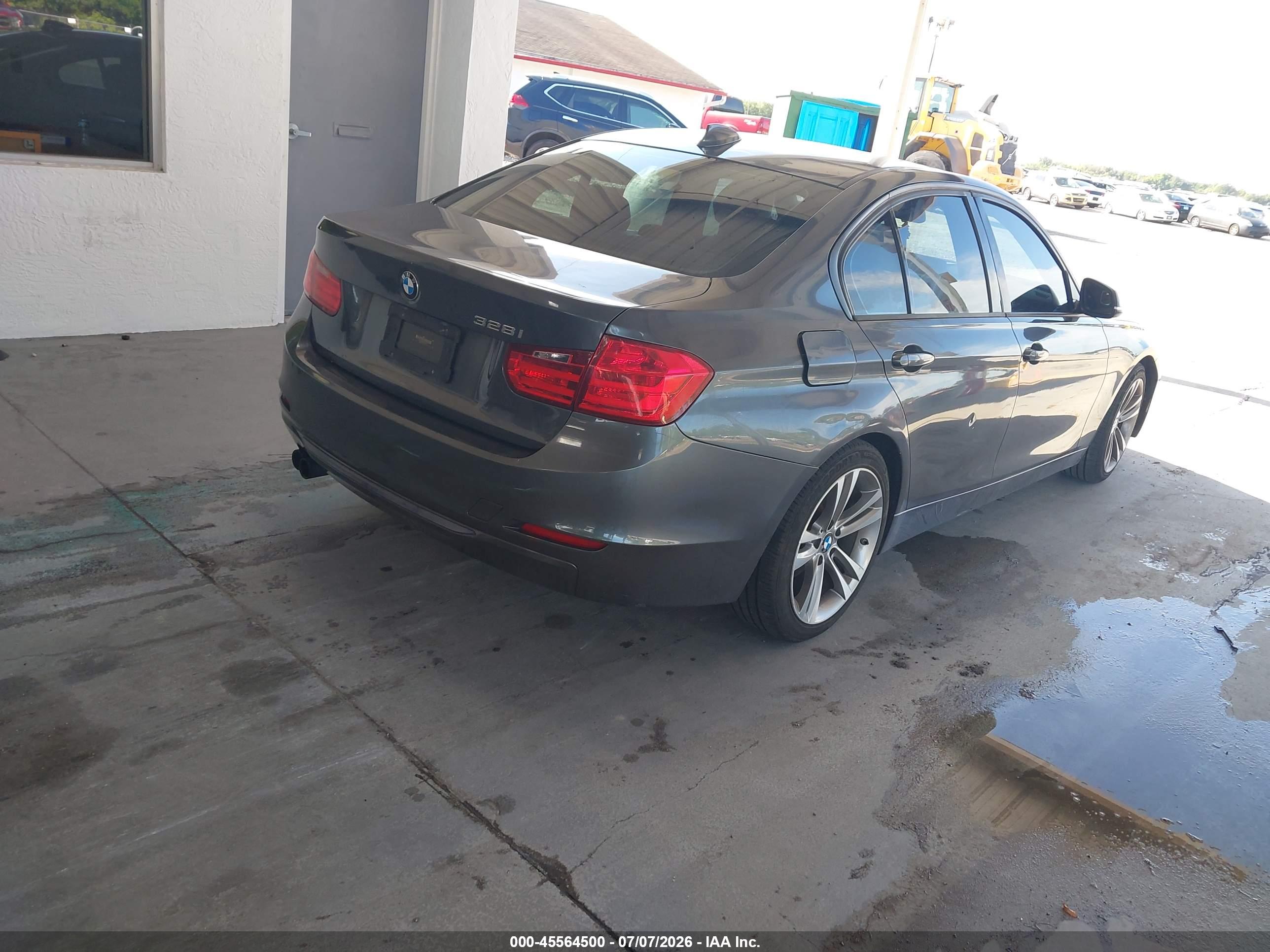 2012 BMW 328I