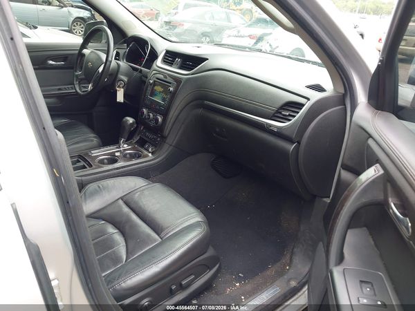 2015 CHEVROLET TRAVERSE LTZ — I5