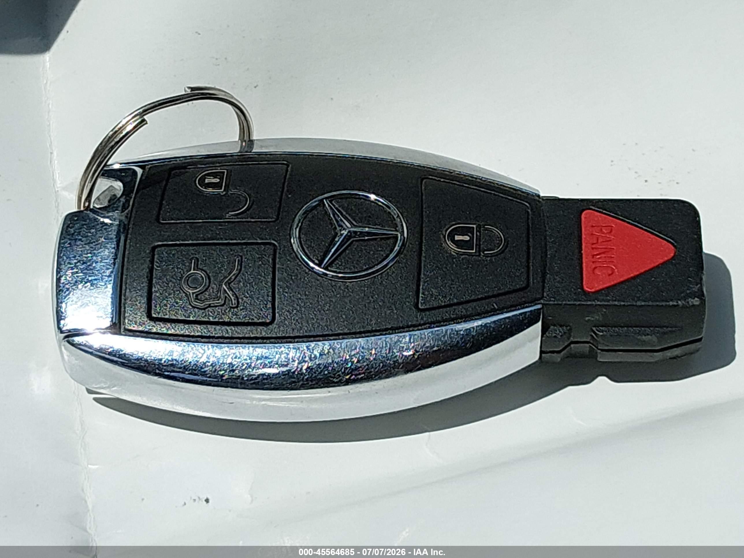 2016 MERCEDES-BENZ C 300 C300