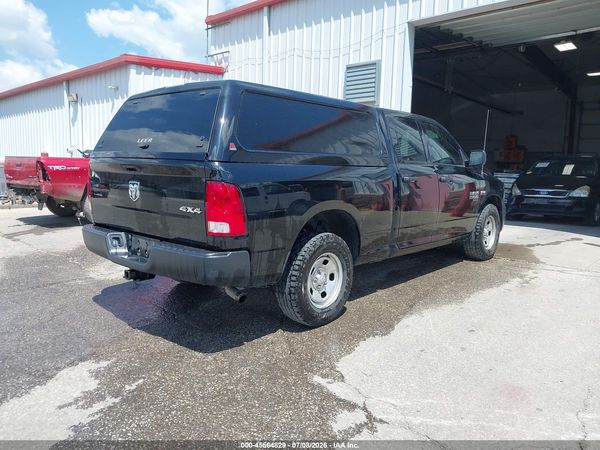 2020 RAM 1500 CLASSIC TRADESMAN  4X4 6'4 BOX