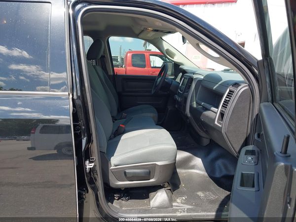2020 RAM 1500 CLASSIC TRADESMAN  4X4 6'4 BOX