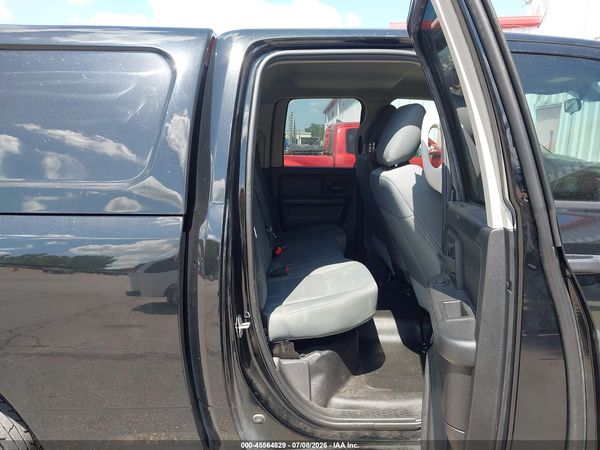 2020 RAM 1500 CLASSIC TRADESMAN  4X4 6'4 BOX