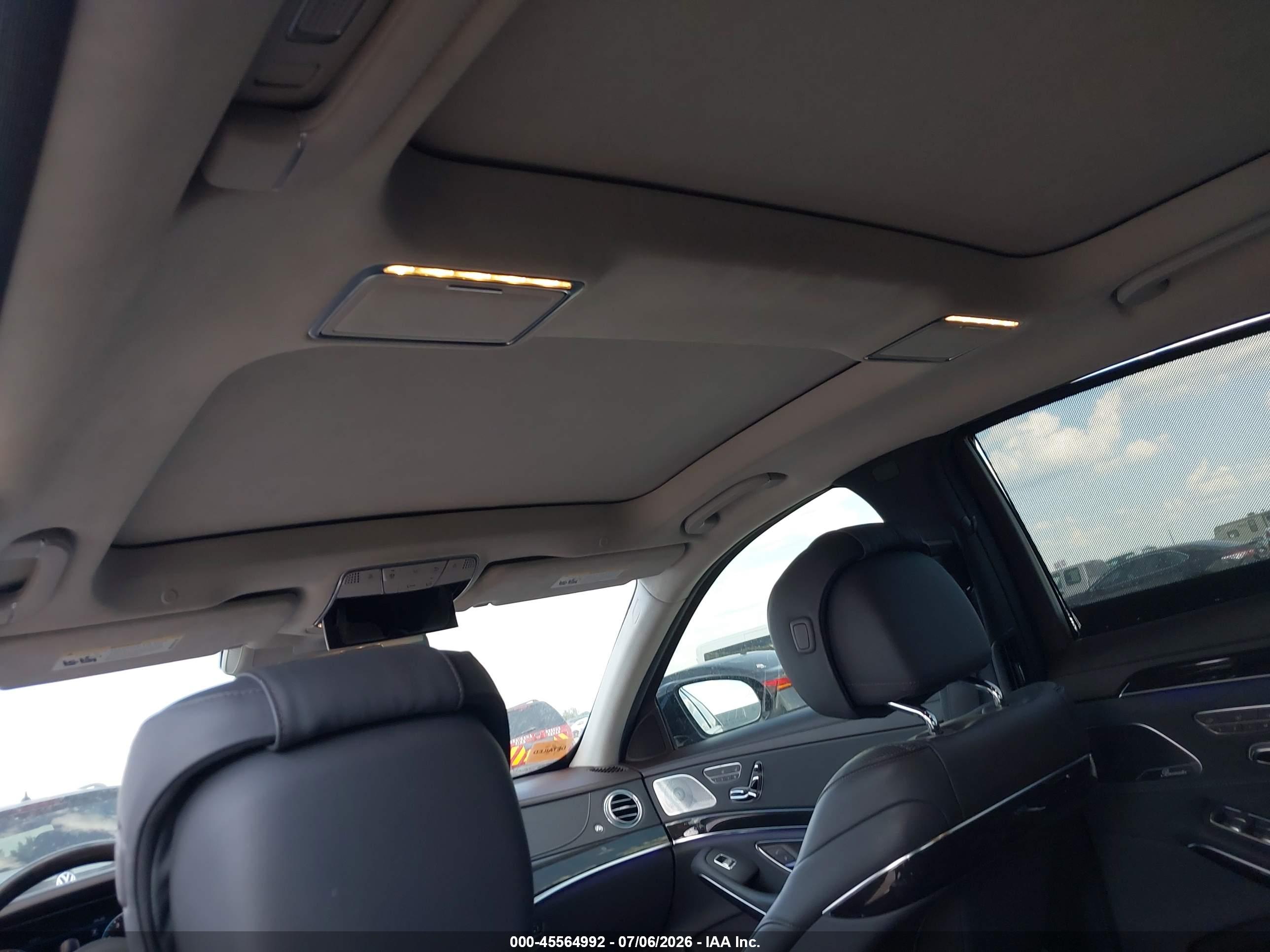 2020 MERCEDES-BENZ S 560 S560