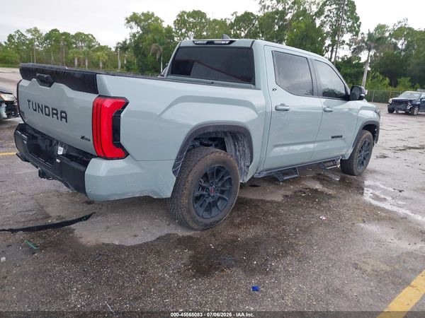 2024 TOYOTA TUNDRA SR5