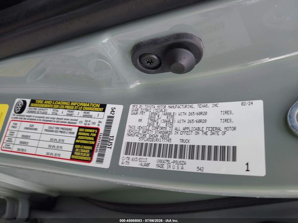 2024 TOYOTA TUNDRA SR5
