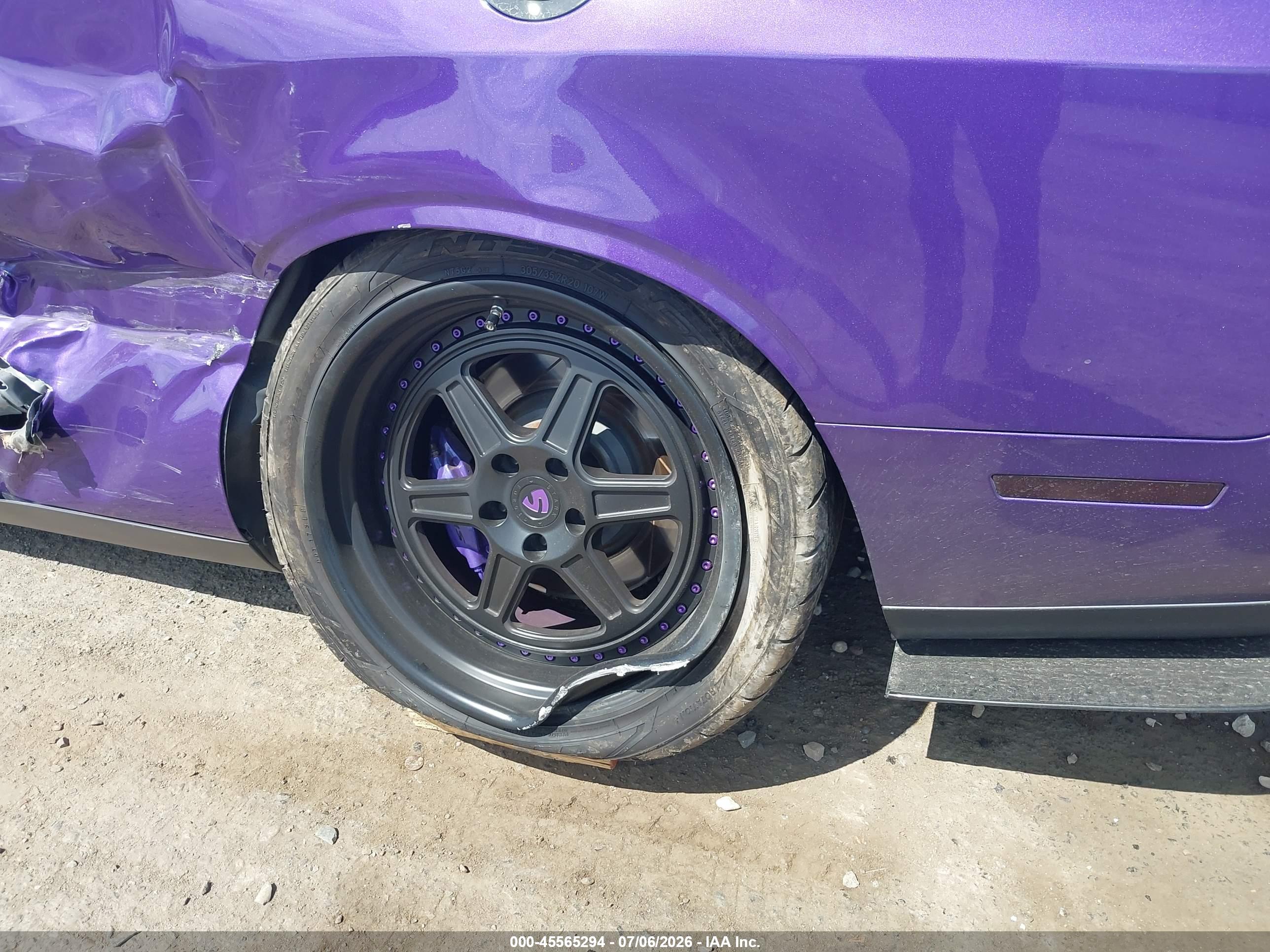 2016 DODGE CHALLENGER SRT HELLCAT