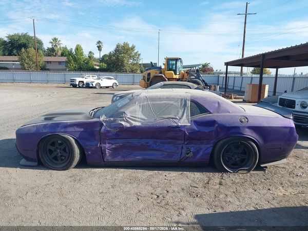2016 DODGE CHALLENGER SRT HELLCAT