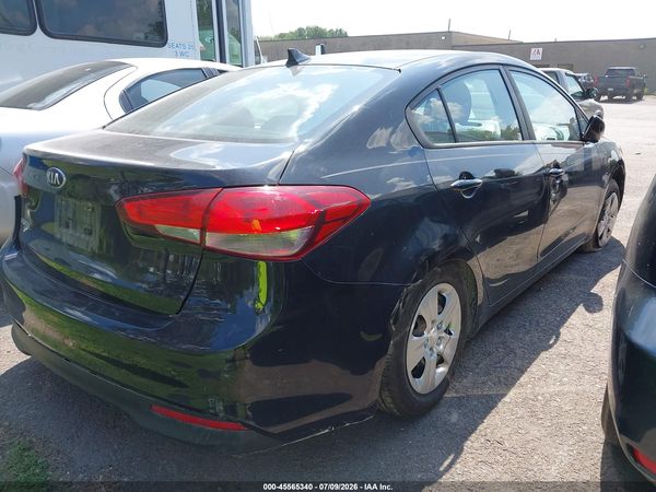 2017 KIA FORTE LX