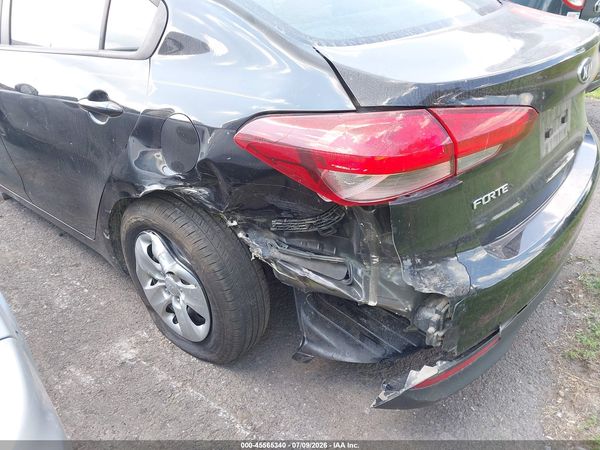 2017 KIA FORTE LX