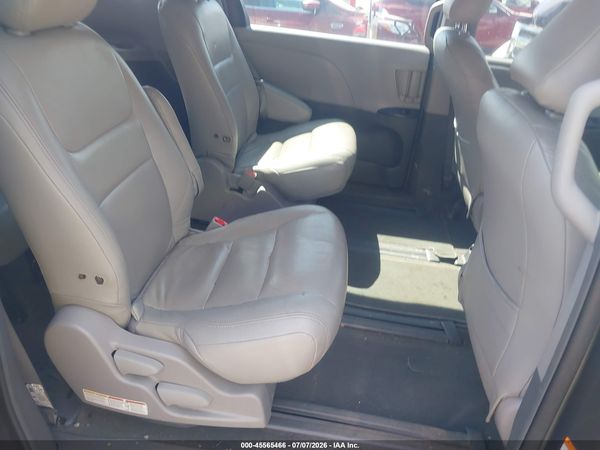 2018 TOYOTA SIENNA L 7 PASSENGER
