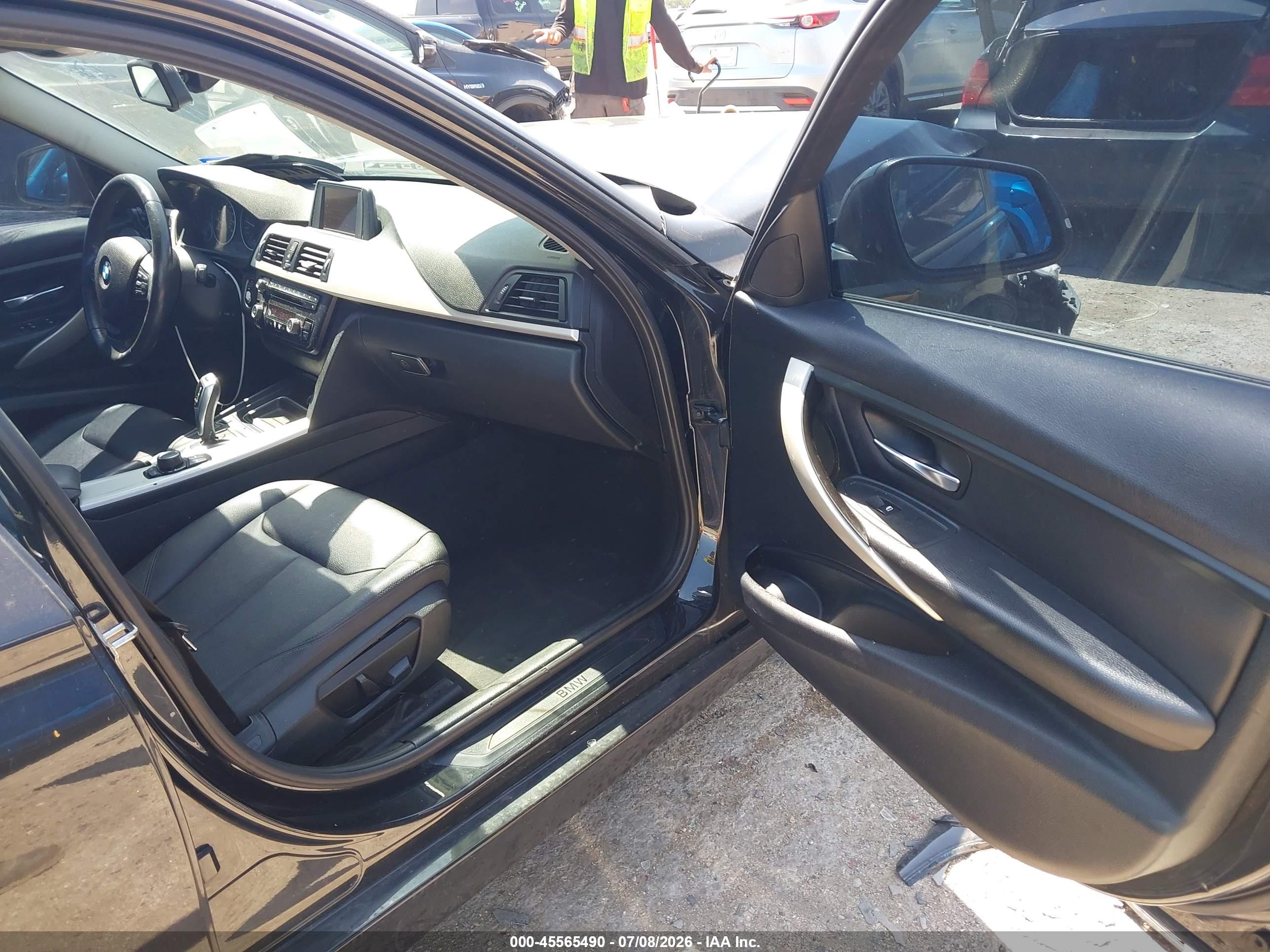 2014 BMW 320I SA