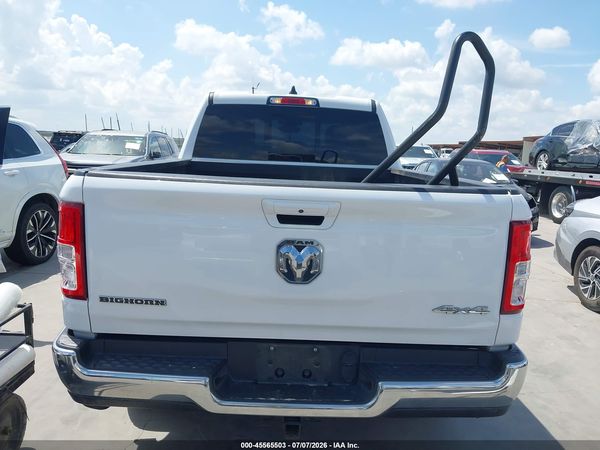 2022 RAM 1500 BIG HORN  4X4 6'4 BOX