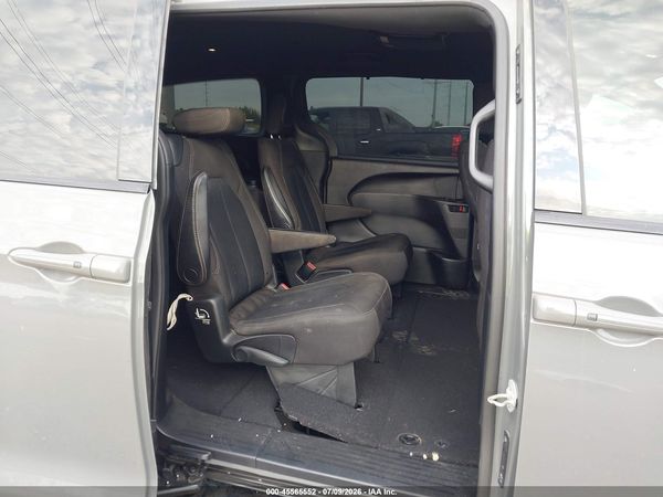 2020 CHRYSLER PACIFICA TOURING