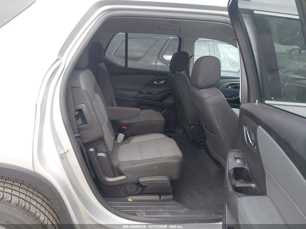 2019 CHEVROLET TRAVERSE 1LT — I8