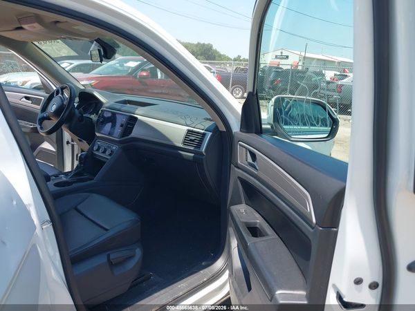 2018 VOLKSWAGEN ATLAS 3.6L V6 SE — I5