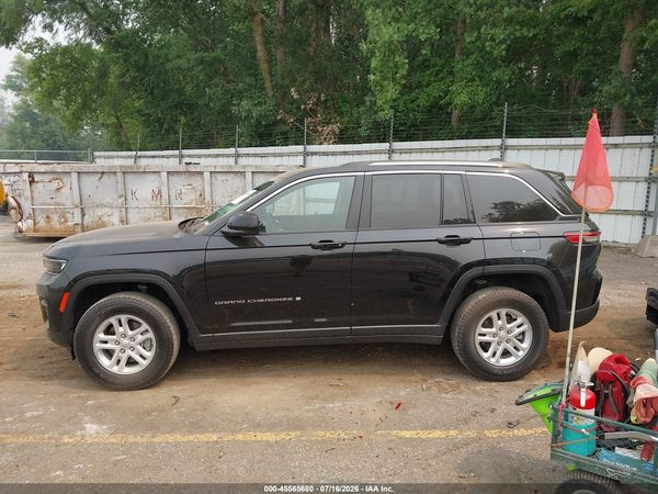 2023 JEEP GRAND CHEROKEE LAREDO 4X4