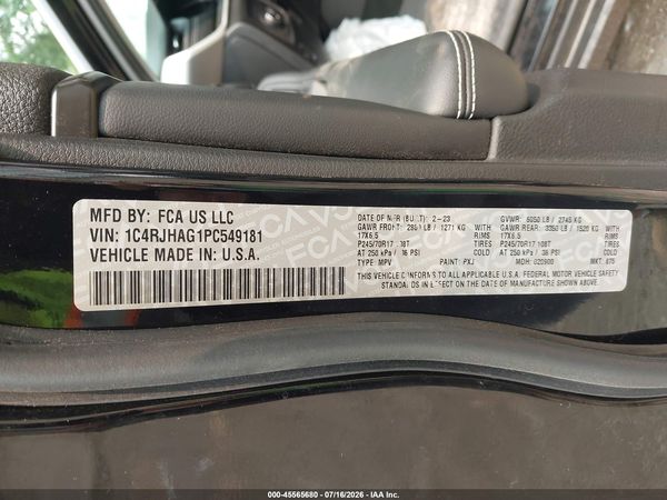 2023 JEEP GRAND CHEROKEE LAREDO 4X4