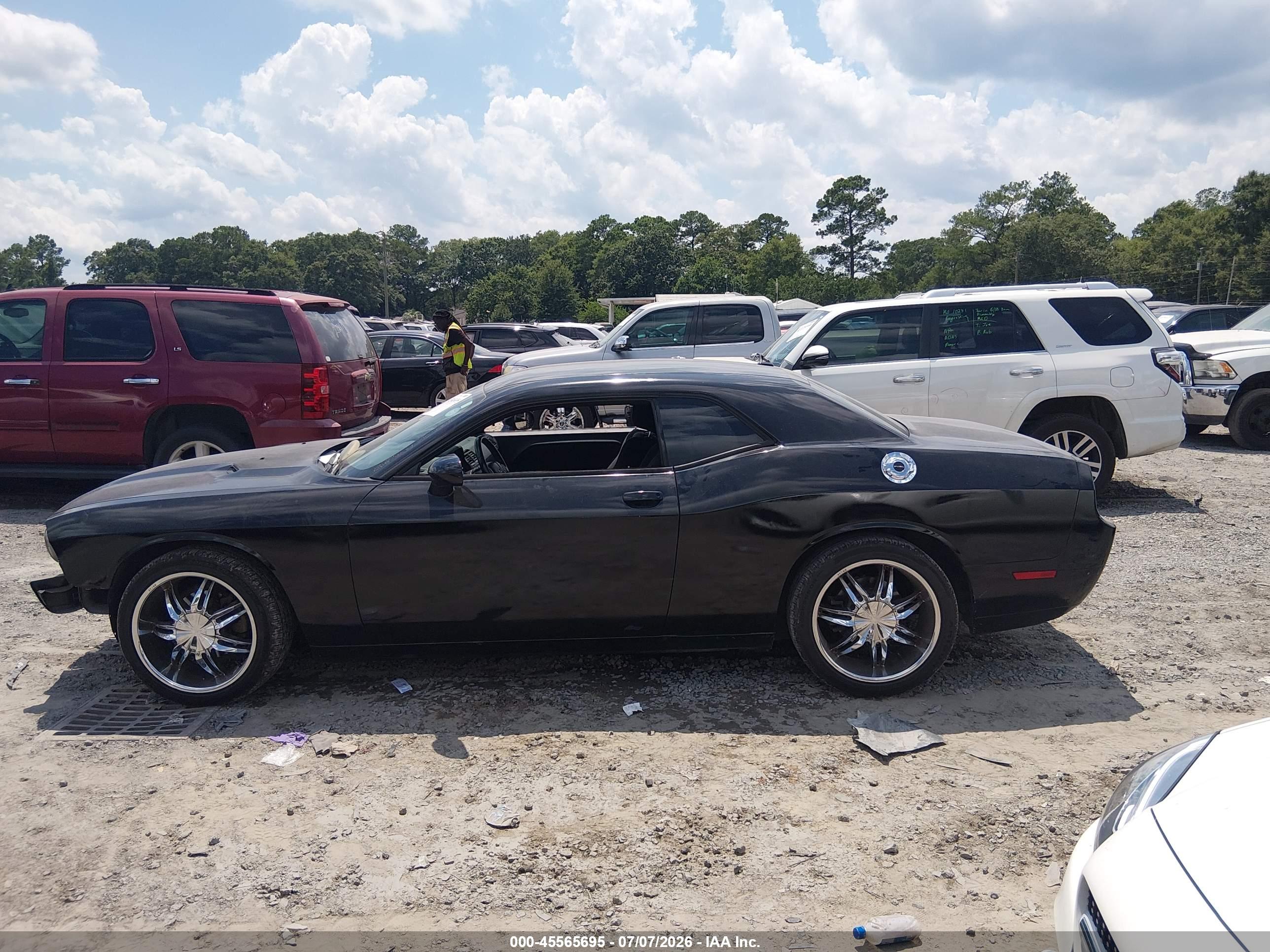 2012 DODGE CHALLENGER SXT