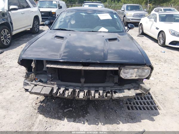 2012 DODGE CHALLENGER SXT