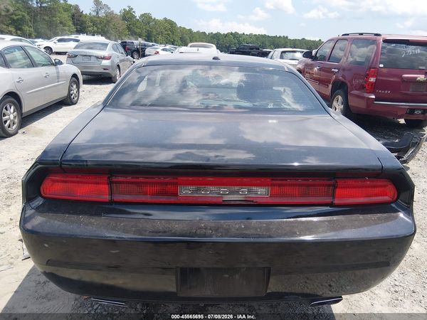 2012 DODGE CHALLENGER SXT